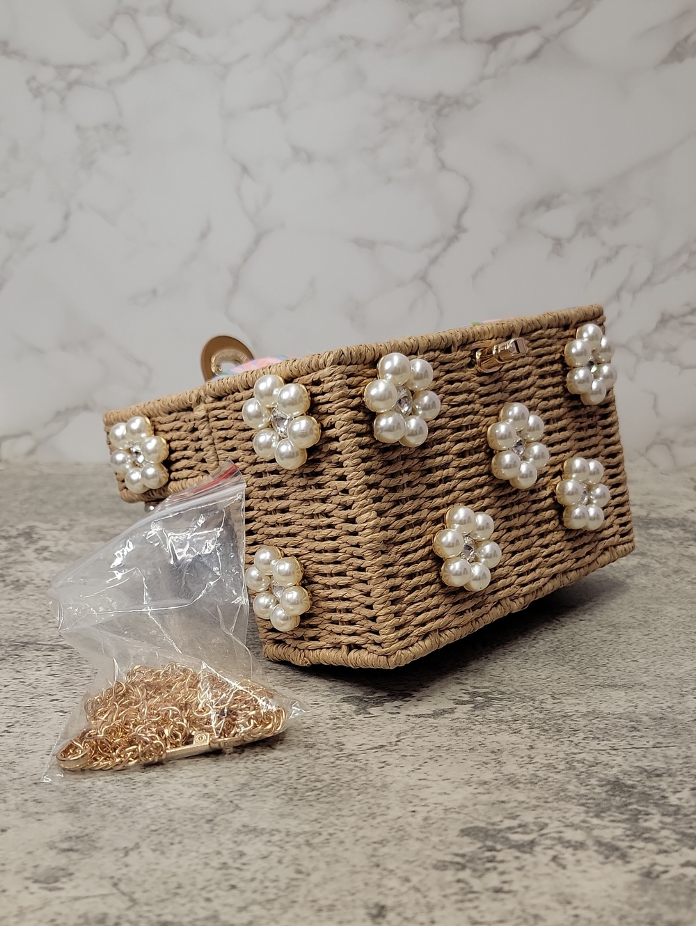 Daisy Embellished Straw Bucket Bag | Rattan Flower Box Purse by Jenna Lee - Picture 4 of 9